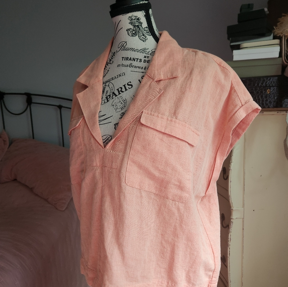 Cropped linen blouse
